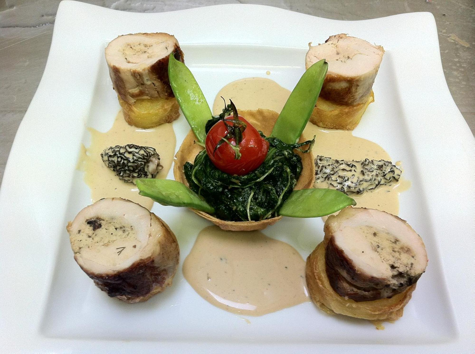 Hotel Restaurant Le Pain De Sucre Monistrol-dʼAllier Esterno foto